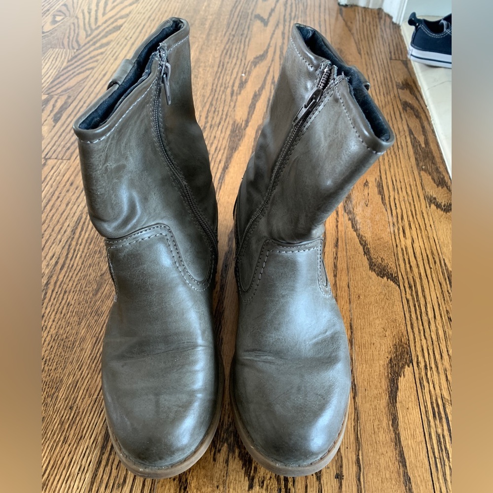 Size 6 boots